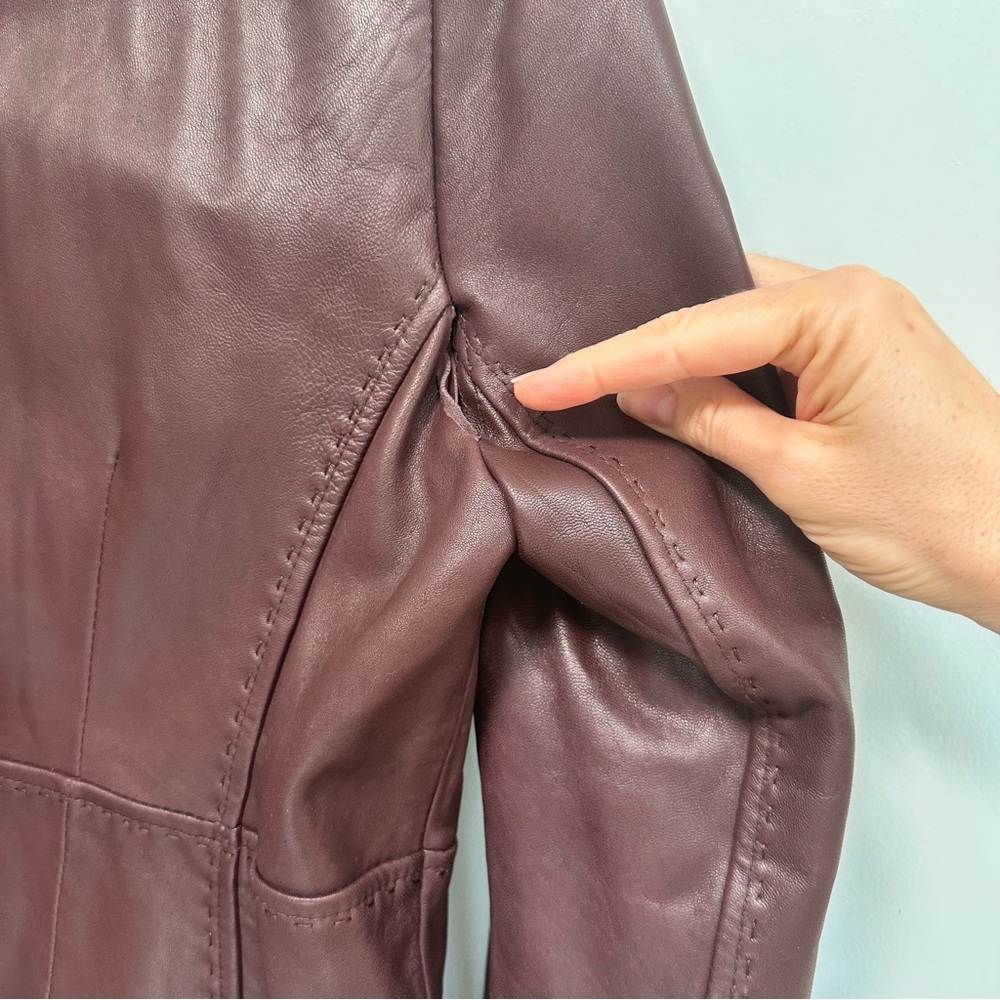 T Tahari dark chocolate brown 100% lamb leather jacket, size Large - Picture 7 of 7